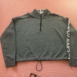 Calvin klein jacket . size M . New without tag.